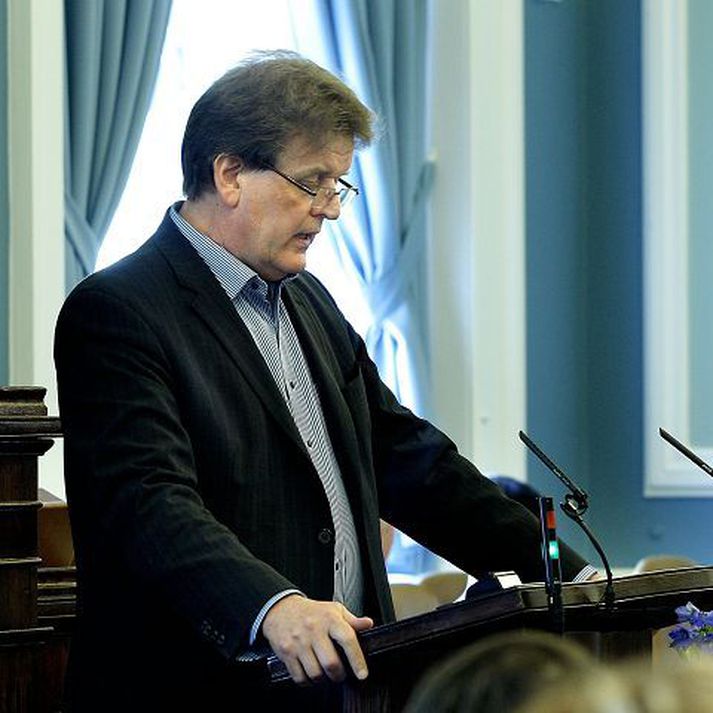 Guðbjartur Hannesson segir að Icesave verði ekki tekið úr nefnd í dag eða á morgun.
