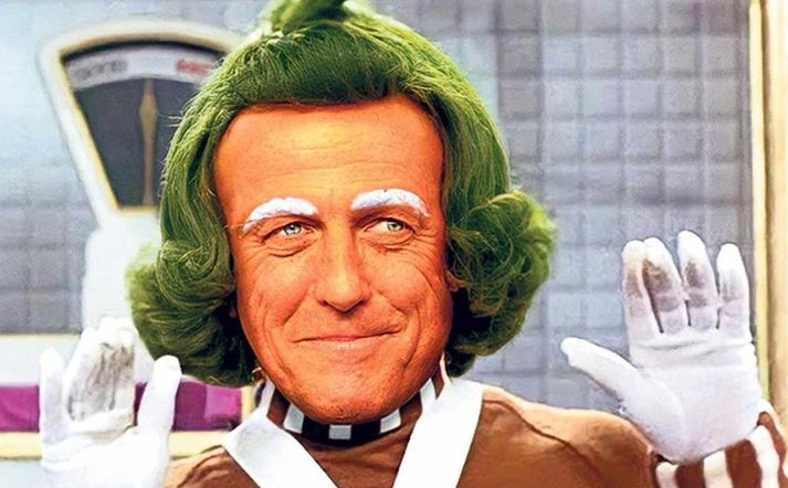 Hér má sjá fótósjoppaða mynd þar sem búið er að setja andlit Hugh Grant á Oompa-Loompa úr myndinni Willy Wonka & the Chocolate Factory frá 1971.