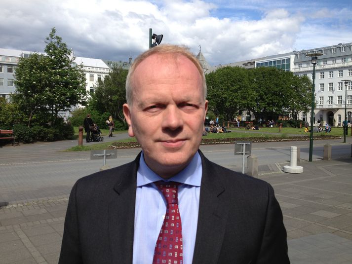 Illugi Gunnarsson, menntamálaráðherra