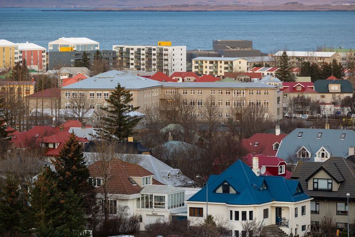 Líkt og áður hefur verið greint frá þá tengjast fjöldi smita Laugarnesskóla.