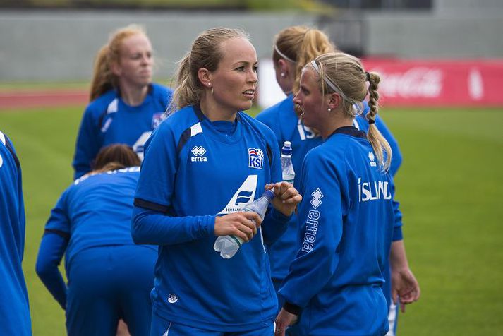 Dóra María og félagar standa þétt við bakið á Mist.