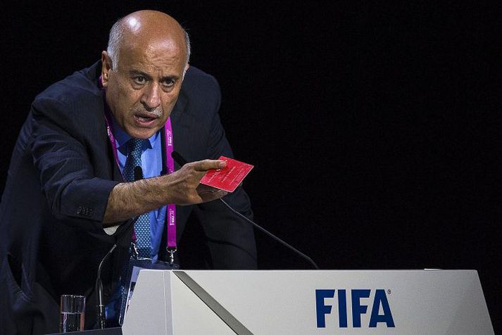 Jibril Rajoub, fulltrúi PFA, gaf Ísrael rauða spjaldið.