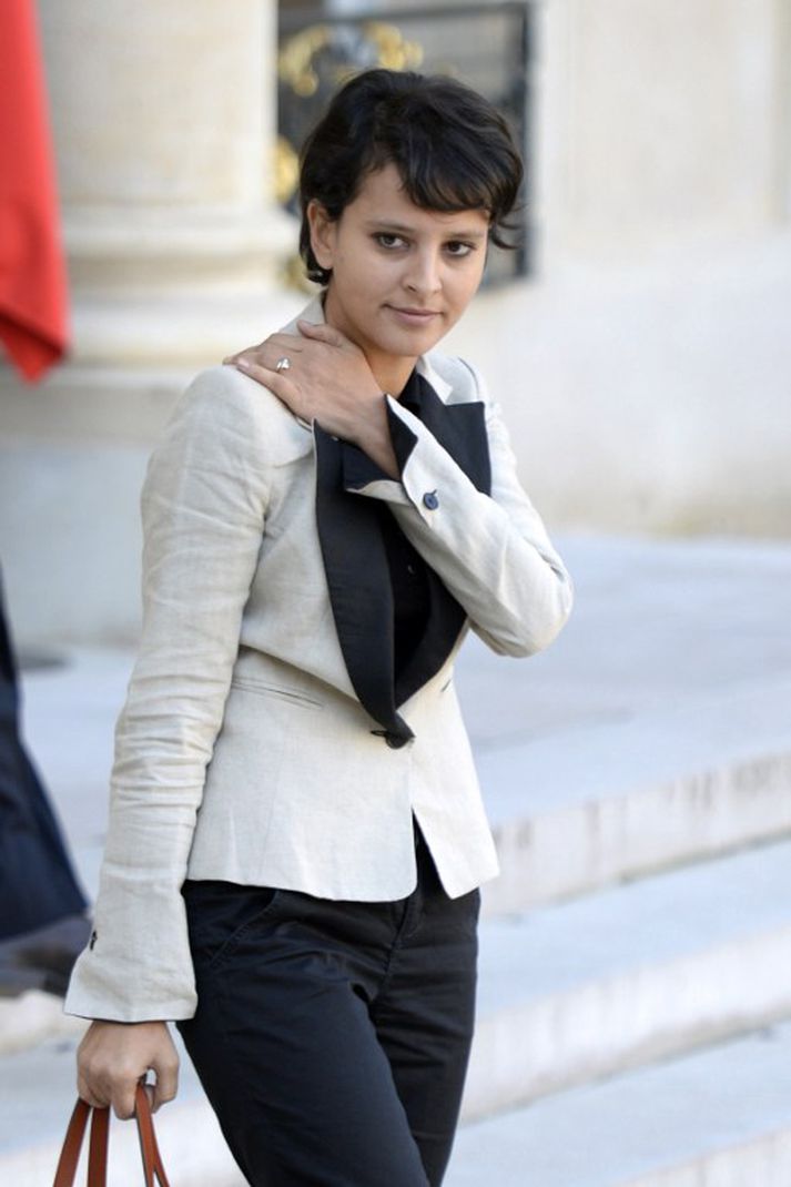 Najat Vallaud-Belkacem jafnréttisráðherra segir að börn muni fá kennslu um samkynhneigð.