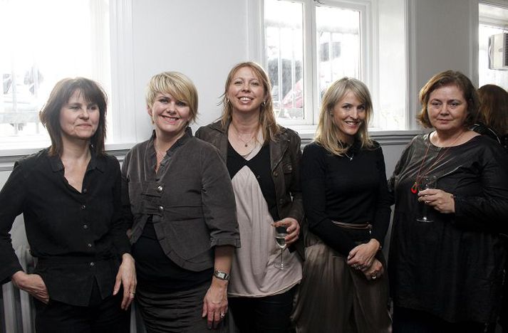 Guðrún Margrét, Ragnheiður Elín Árnadóttir, Ragnheiður Ágústsdóttir, Halldóra Vífilsdóttir og Dóra Hansen.