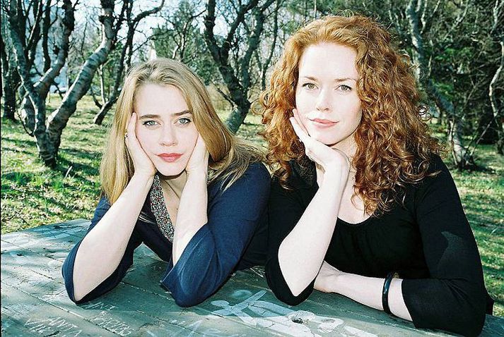 Signý Kolbeinsóttir og Helga Árnadóttir.