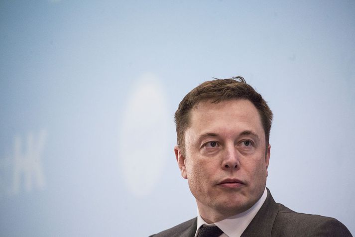 Musk hefur oft agnúast út í skortsölumenn. Tveir þeirra hafa nú stefnt honum fyrir að reyna að hafa áhrif á hlutabréfaverð með óeðlilegum hætti.