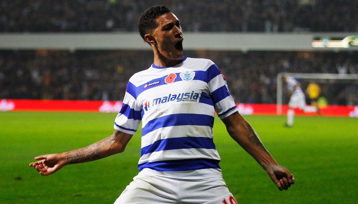 Jay Bothroyd fagnar marki í leik með QPR.