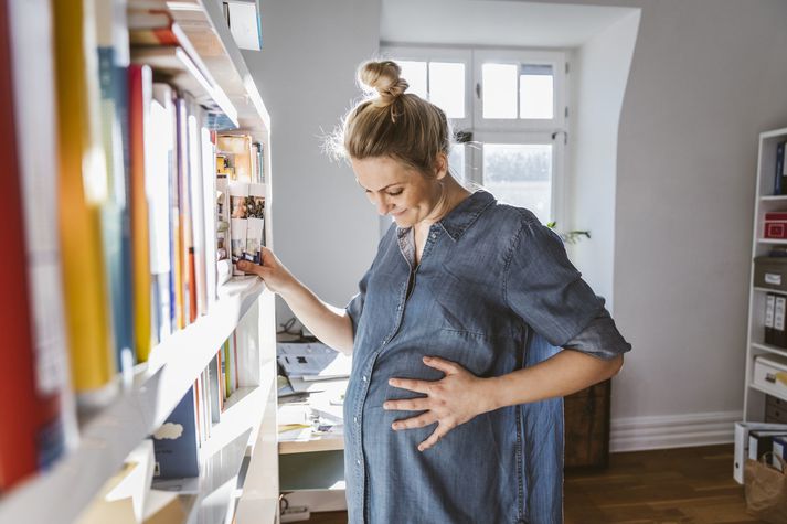 Vísindamenn segja að konur ættu að vera meðvitaðar um að líkurnar á því að þær verði óléttar án aðstoðar eftir frjósemismeðferð séu ekki hverfandi.