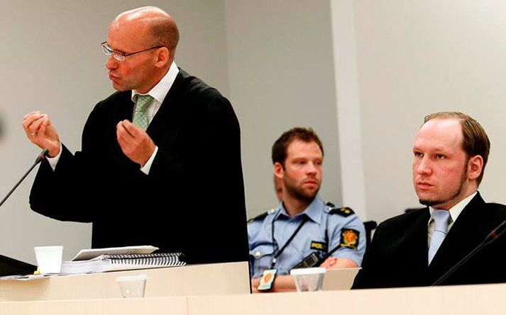 Geir Lippestad verjandi Anders Breivik var fyrst efnis um hvort hann ætti að taka að sér starfið.