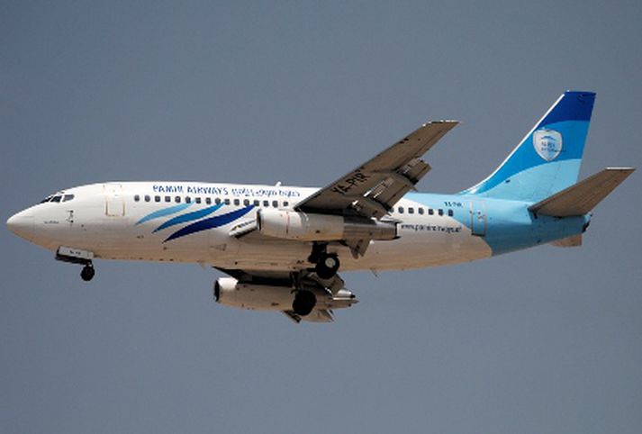 Boeing 737-200 þota frá Pamir Airways.