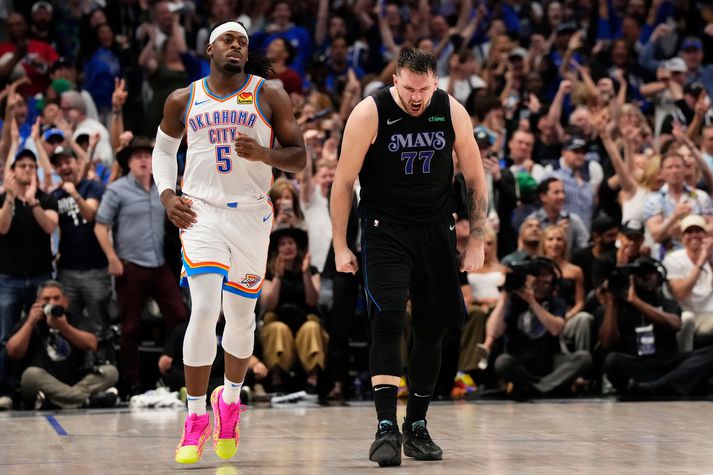 Luka Doncic var með þrefalda tvennu þegar Dallas Mavericks tryggði sér sæti í úrslitum Vesturdeildar NBA.