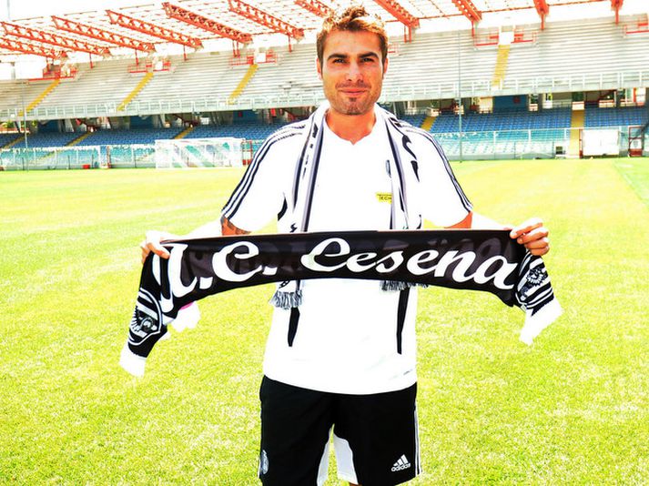 Adrian Mutu samdi við Cesena í júní.