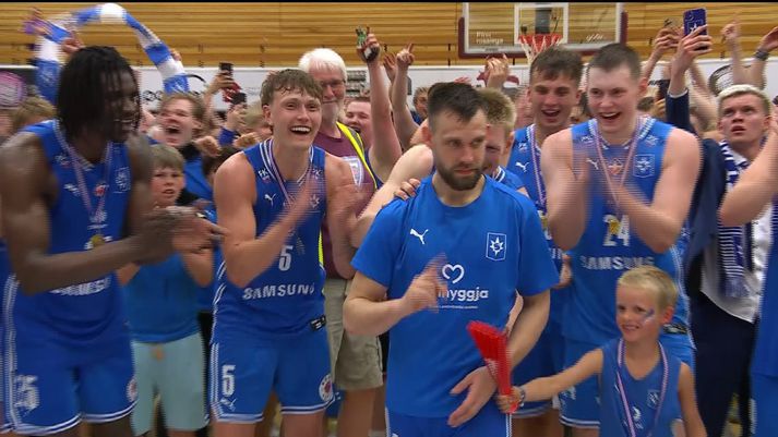 Ægir Þór Steinarsson var hógvær þegar hann tók við verðlaununum. 