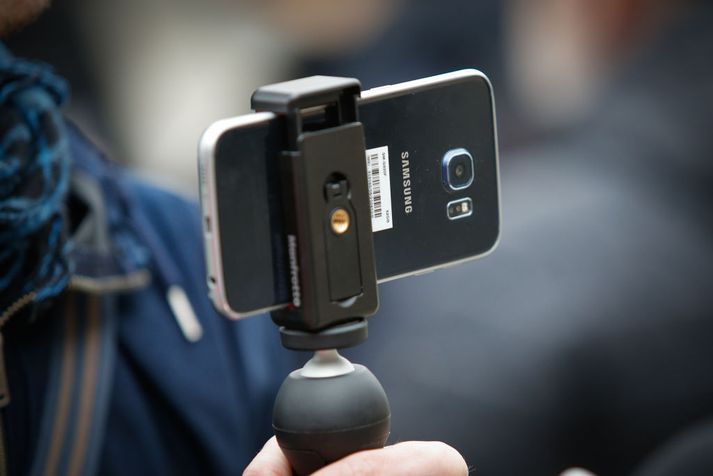 Drengirnir tóku myndband í stað þess að koma manninum til bjargar.