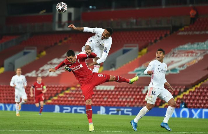 Það var hart barist á Anfield í kvöld en Real Madrid komst að endingu áfram. Ensku meistarrnir sitja því eftir með sárt ennið.