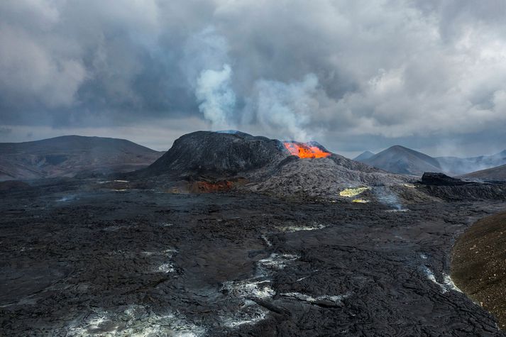 Virkni í gígnum í Geldingadölum hefur legið niðri síðustu fjórar vikur og óróamælingar verið í samræmi við það.