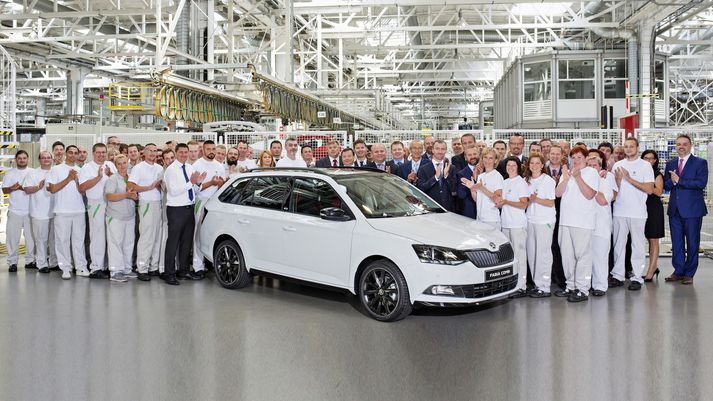 Bíl númer 4.000.000 af Skoda Fabia fagnað í Tékklandi.