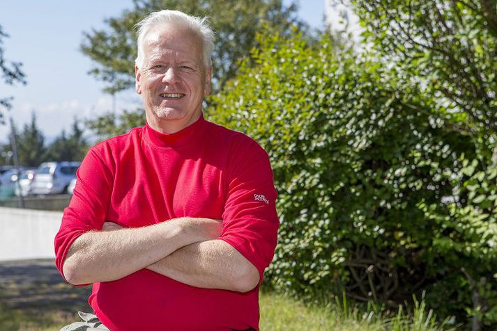 Njálu Óttar Guðmundsson flytur áhugaverðan fyrirlestur um geðveiki í Íslendingasögunum, þá helst í Brennu-Njálssögu, á Edrúhátíðinni um verslunarmannahelgina. 				