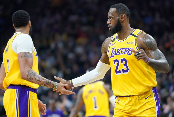 LeBron og Davis leiddu Lakers til sigurs.