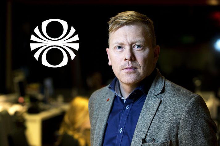 Jón Gnarr hefur tekið að sér að starfa fyrir Samfylkinguna í komandi kosningabaráttu. Þáttur hans, Sirkus Jóns Gnarr, sem var á dagskrá Rásar 2 eftir hádegi á laugardögum hefur verið tekinn af dagskrá tímabundið vegna flokkspólitískra afskipta hans.