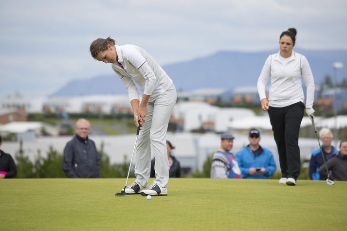 Ólafía Þórunn Kristinsdóttir spilar önnur íslenskra kvenna á Evrópumótaröðinni í golfi á næsta ári og ferðast um heiminn.