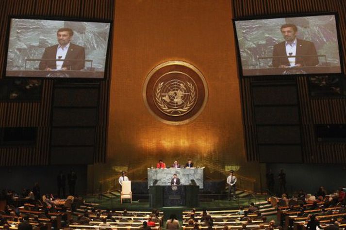 Ahmadinejad talar á fundi Sameinuðu þjóðanna.