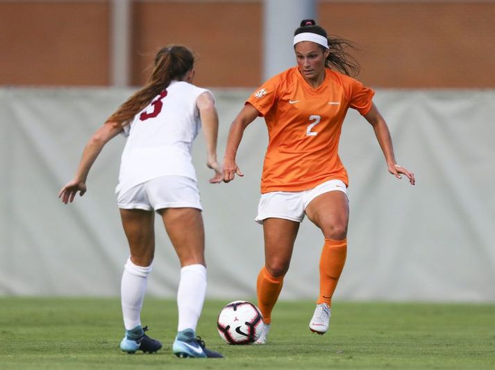 Danielle Marcano með boltann í leik með Tennessee-háskólanum á sínum tíma.