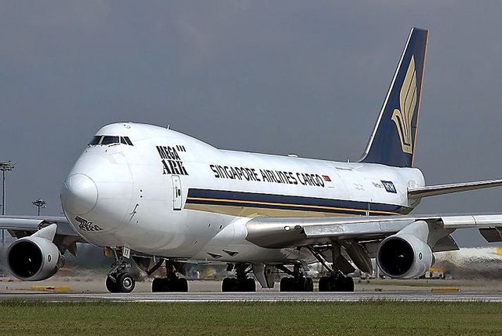 Air Atlanta bætir við þrem þotum af þessari gerð og ræður flugmenn vegna aukinna umsvifa.