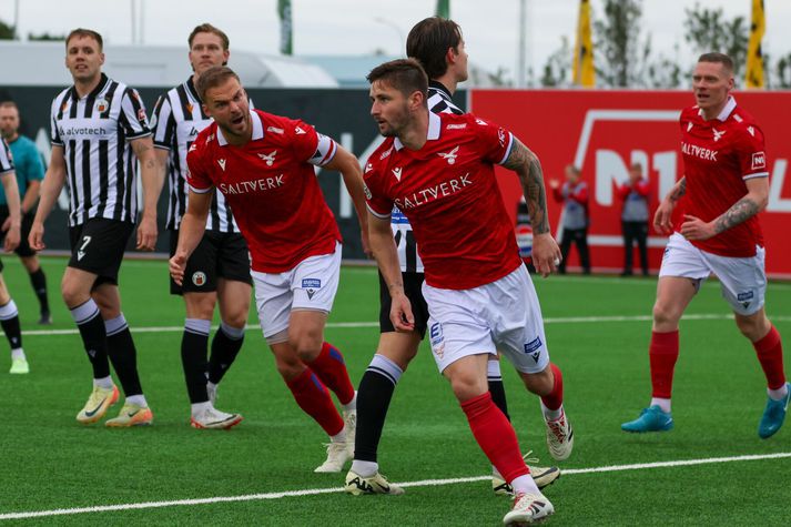 Kristinn Freyr Sigurðsson fagnar marki sínu á móti KR á dögunum.