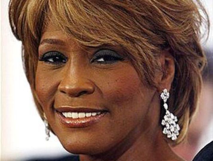Whitney Houston
Whitney virðist vera komin á beinu brautina á nýjan leik.