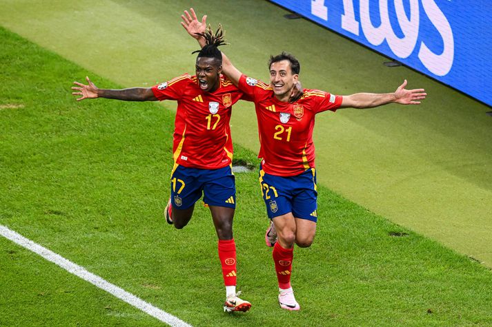 Nico Williams og Mikel Oyarzabal sáu um markaskorun Spánverja.