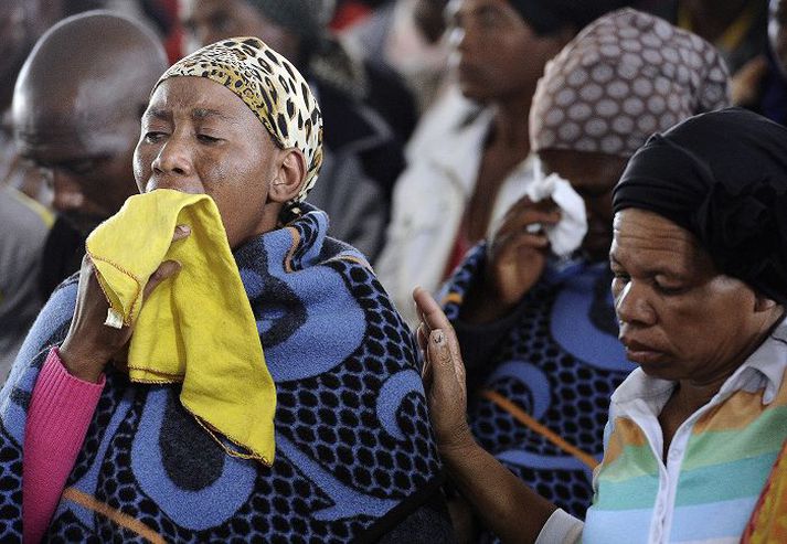 Lögregla í bænum Marikana hefur drepið hátt í 40 námuverkamenn á síðustu tveimur vikum.
nordicphotos/AP