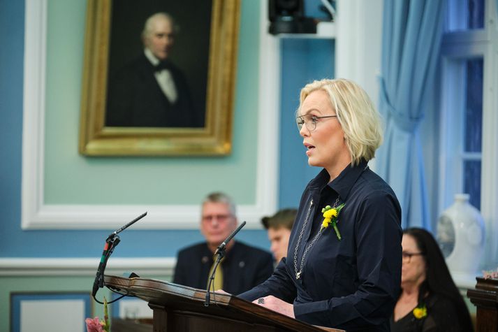 Guðrún Hafsteinsdóttir spurði Daða hvað ríkisstjórnin gæti gert betur og hraðar svo vinna megi bug á verðbólgu og háum vöxtum.