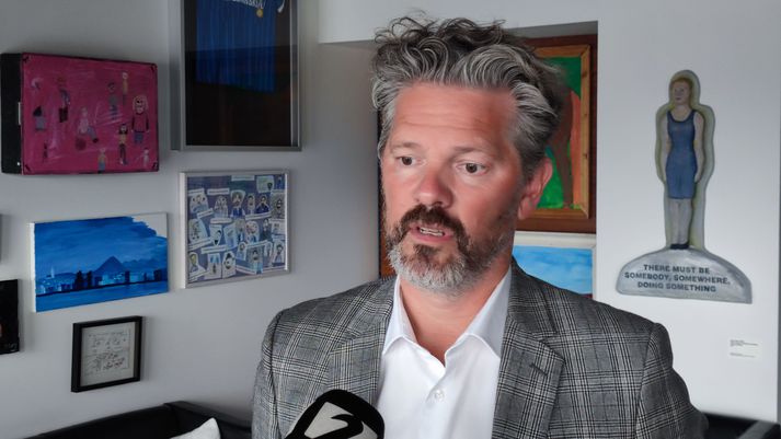 Borgarstjóri segir að krafa um stórfellt skógarhögg í Öskjuhlíð hafi komið sér mjög á óvart. Um sé að ræða gríðarlega róttæka breytingu á einu stærsta græna svæði borgarinnar og ekki verði hlaupið að neinum ákvarðanatökum.