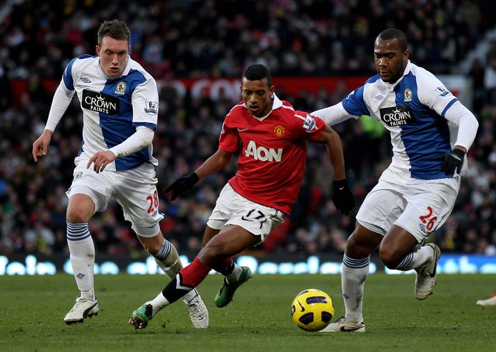 Goulon og Phil Jones í baráttu við Nani á síðustu leiktíð.