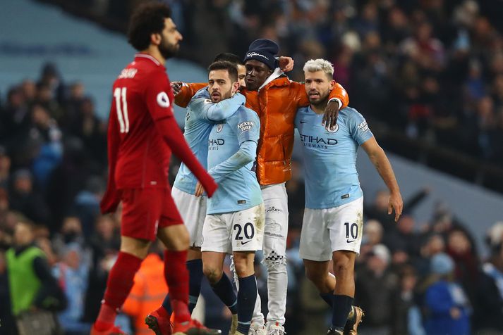 Benjamin Mendy fagnar með liðsfélögunum í leikslok.