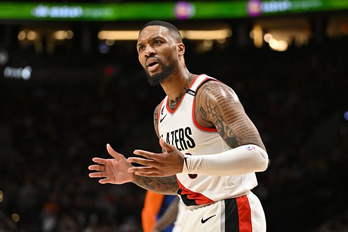 Damian Lillard .þarf að bíða þolinmóður á meðan Portland Trail Blazers bíður eftir nógu góðu tilboði í hann,