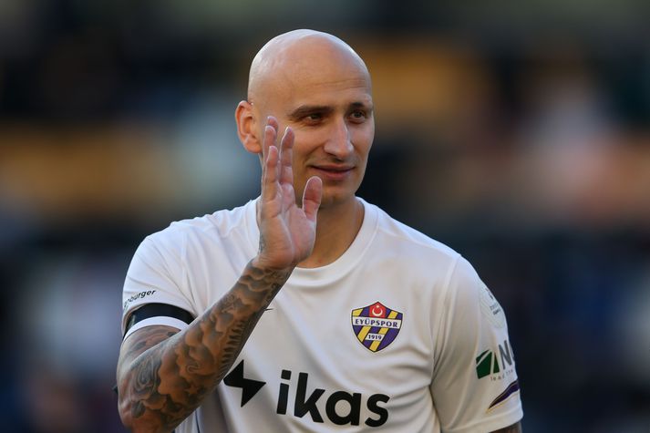Jonjo Shelvey var litríkur leikmaður.  