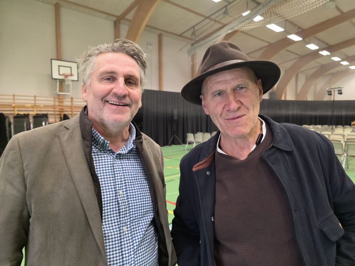 Hundur í óskilum, Eiríkur G. Stephensen (t.v.)og Hjörleifur Hjartarson, sem munu skemmta gestum í kvöld.