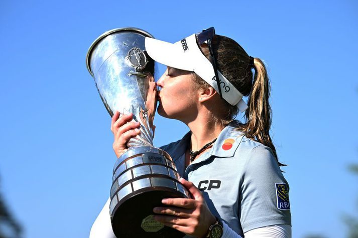 Brooke M. Henderson fagnaði sigri á Amundi Evian mótinu í fyrra