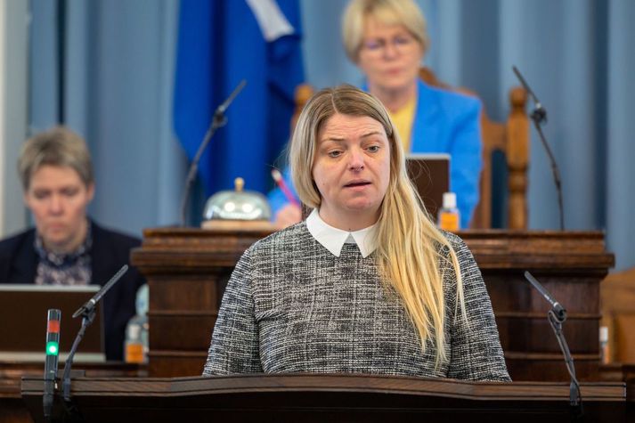 Jódís Skúladóttir þingmaður Vinstri grænna gerði störf lögreglu að umfjöllunarefni í ræðu sinni á Alþingi í dag.