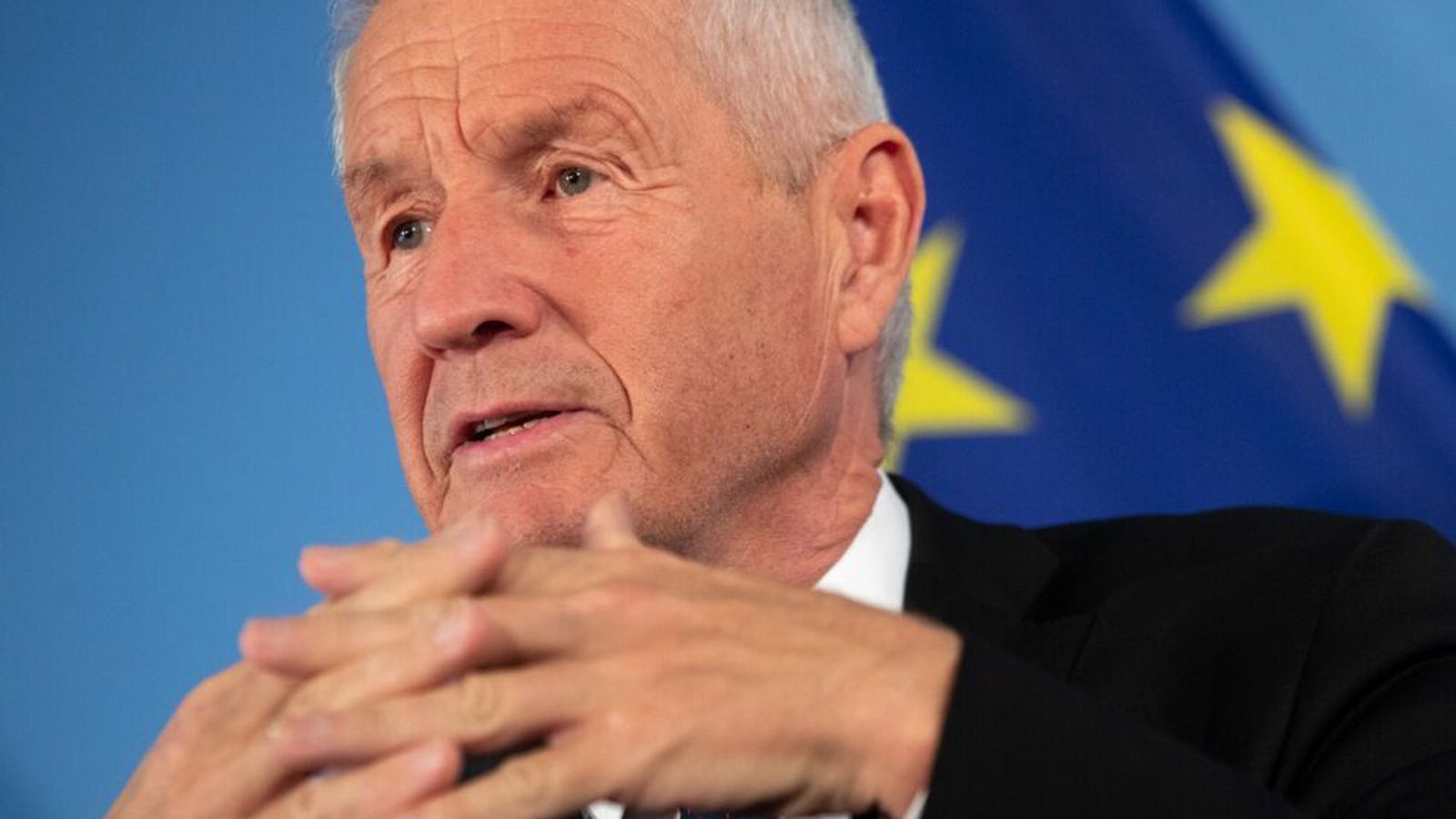 Jagland á­kærður fyrir spillingu