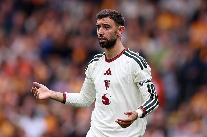 Bruno Fernandes og félagar töpuðu gegn nýliðum Hull í fyrsta leik tímabilsins.