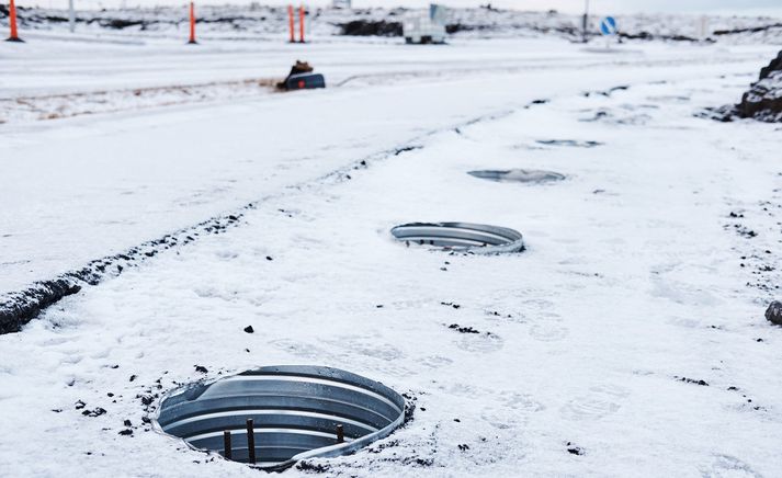 Manirnar eru neðst í Holtunum, rétt við Reykjanesbraut, þar sem koma á upp hljóðmön.