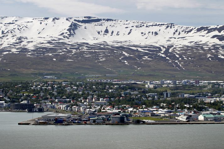 Félagið átti mikið af eignum í miðbæ Akureyrar.