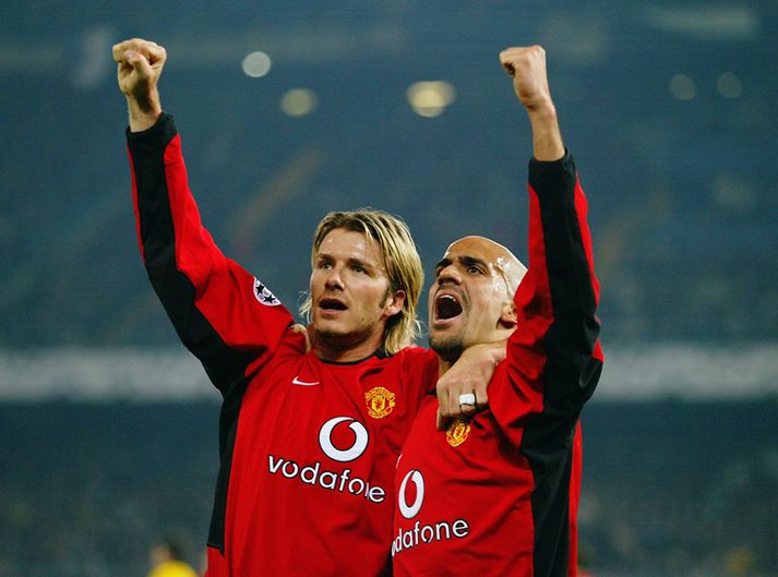 Veron fagnar með David Beckham.