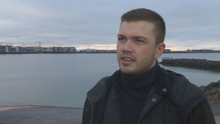 Björn Bjarnarson verkefnastjóri í Siglunesi segir samfélagið í kringum siglingafélagið slegið og hvetur borgaryfirvöld eindregið til að endurskoða ákvörðun um að leggja starfsemina niður.