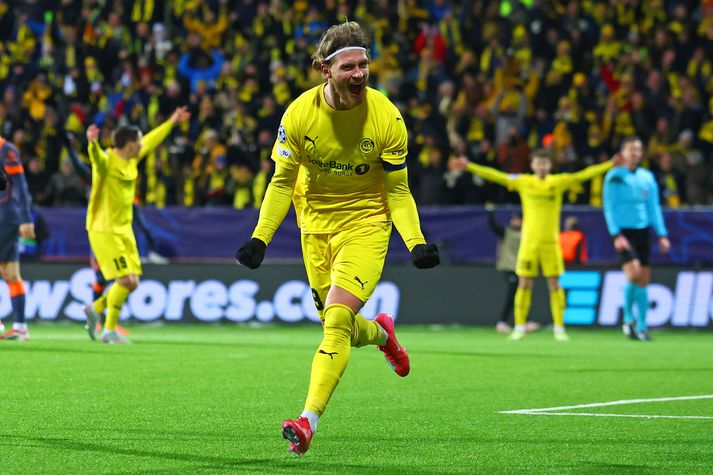 Kasper Waarts Högh fagnar marki sínu í kvöld en þökk sé því er norska liðið í góðri stöðu.