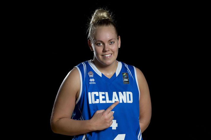 Helena Sverrisdóttir er í aðalhlutverki í íslenska kvennalandsliðinu í körfubolta. 