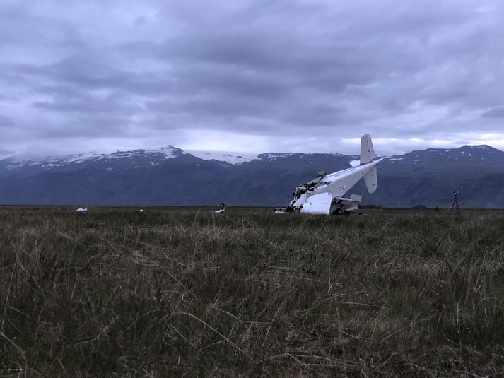 Frá vettvangi flugslyssins í Fljótshlíð